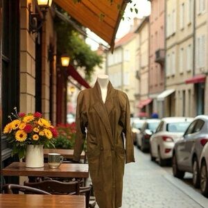 Winlit, Woman, Long Leather Coat Little Damage Inside, Size M, Buttons,Pockets.!